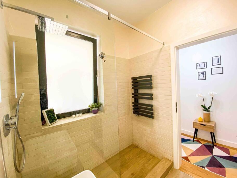 Appartement 8Ight à Braşov Extérieur photo