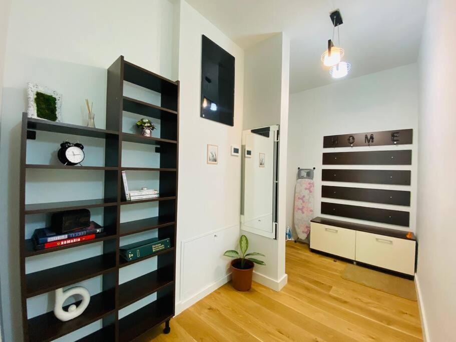 Appartement 8Ight à Braşov Extérieur photo